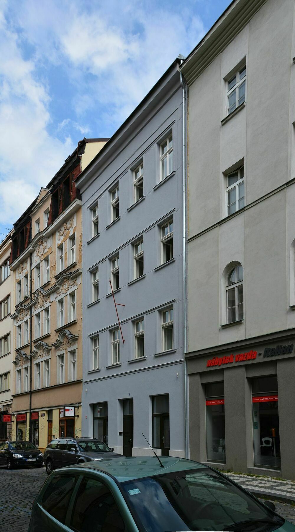 Downtown Suites Chlumova Prag Exteriör bild